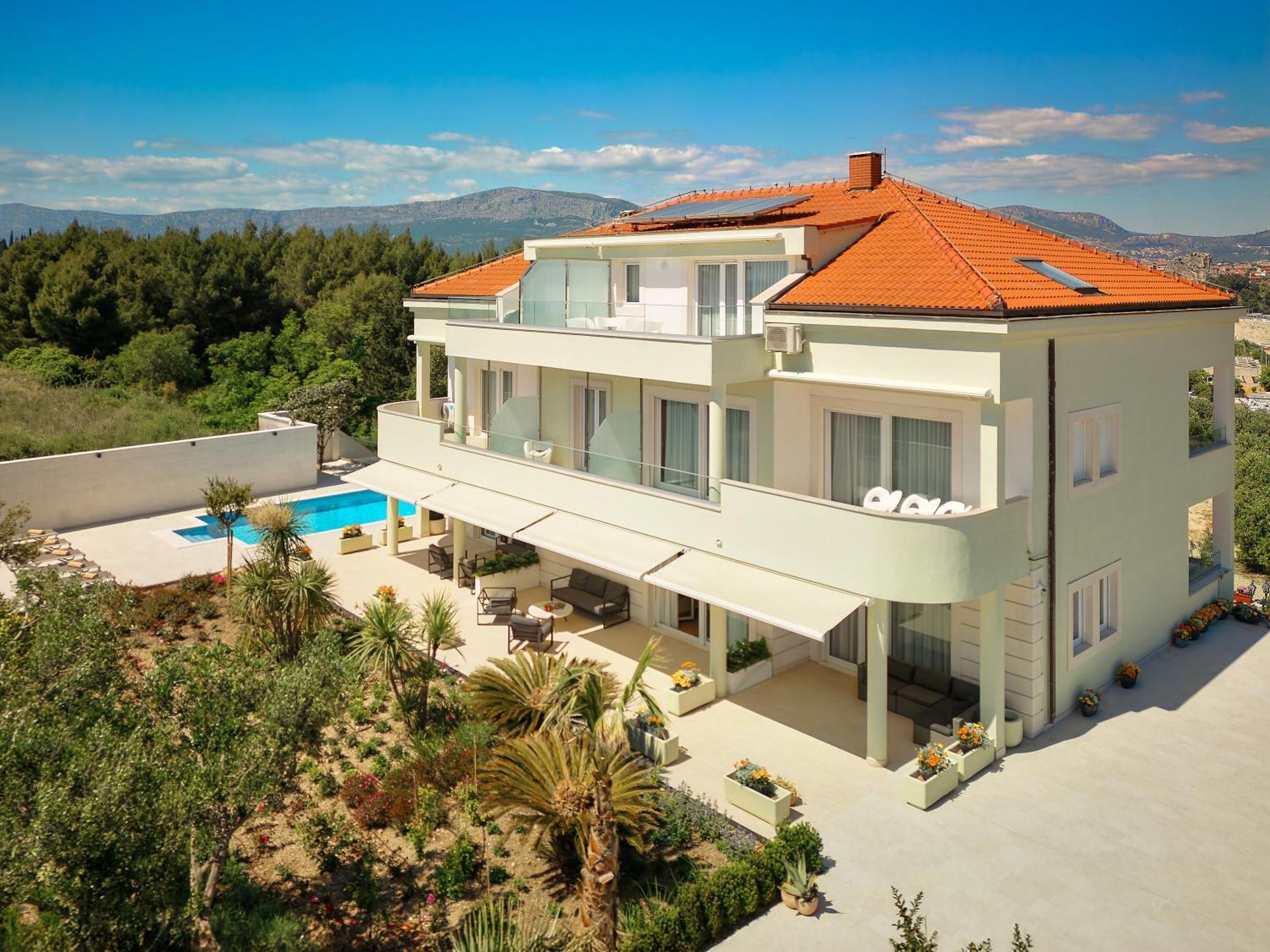 Luxury Apartments Villa Klara สปลิท ภายนอก รูปภาพ